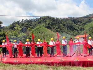 广宁省率先完成农村地区国家电网建设工作